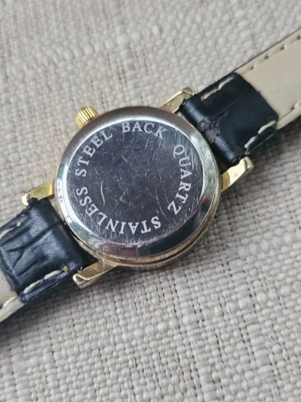 Vintage Diamond Quartz Ladies Wristwatch Black Leather Strap Analog Watch